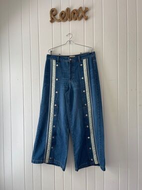 We the Free Wide-Leg Stripe Detail Women’s Jeans - Blue 32 NWOT
